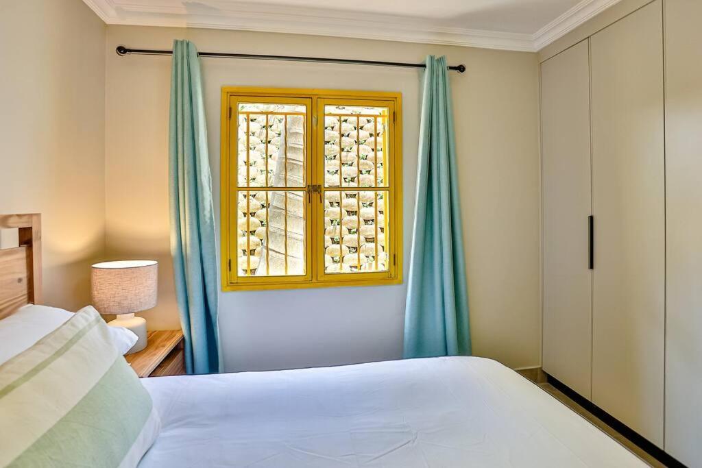 Large Sea View, Walk To Eateries, Loadshed Free Διαμέρισμα Μπαλίτο Εξωτερικό φωτογραφία